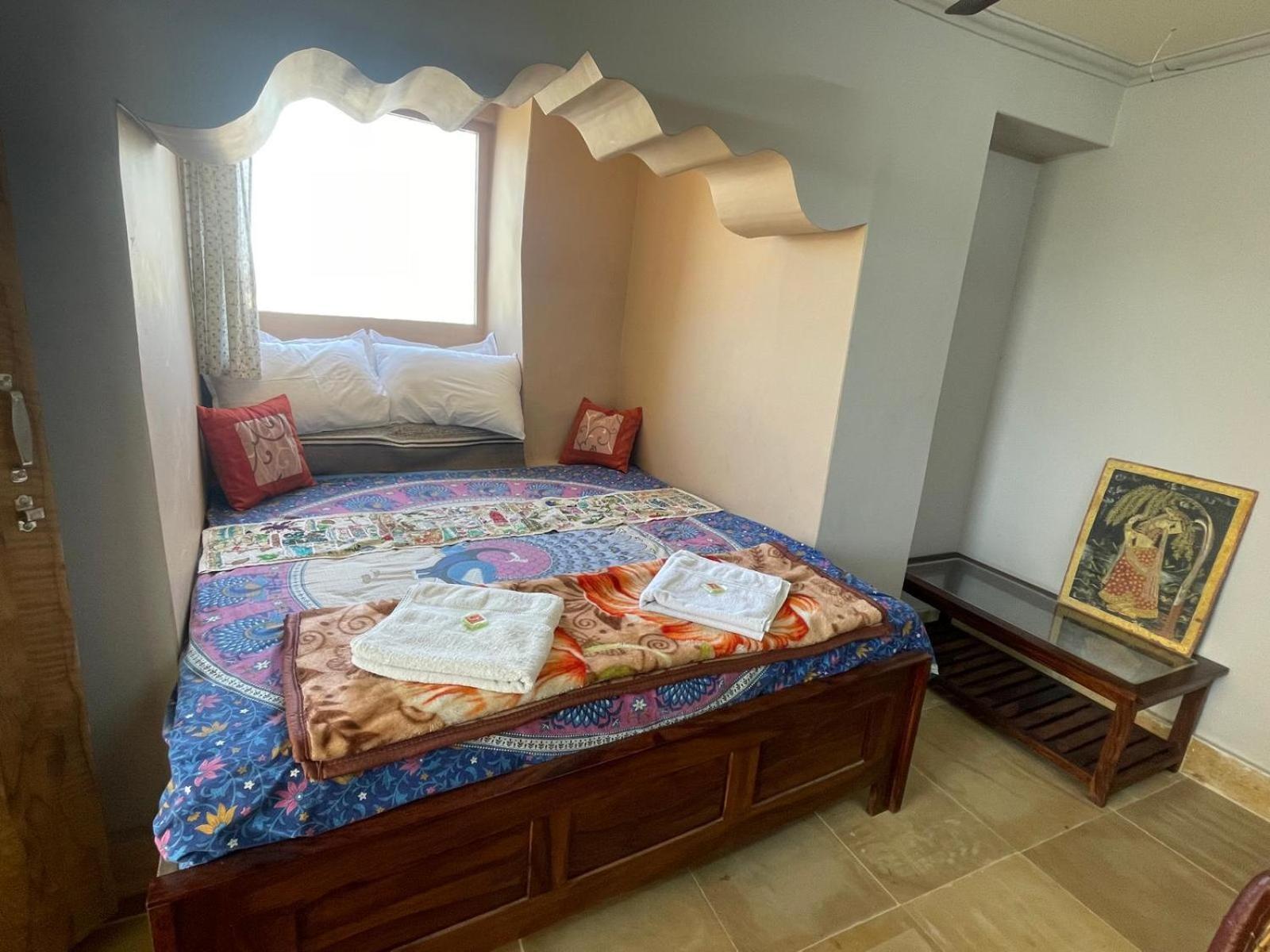 Hotel Mirage Jaisalmer Quarto foto